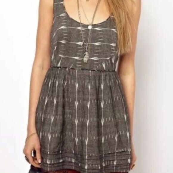 Free People New Romantics Midnight Grey Sleeveless Ikat Print Dress Sz 0 - Picture 2 of 10